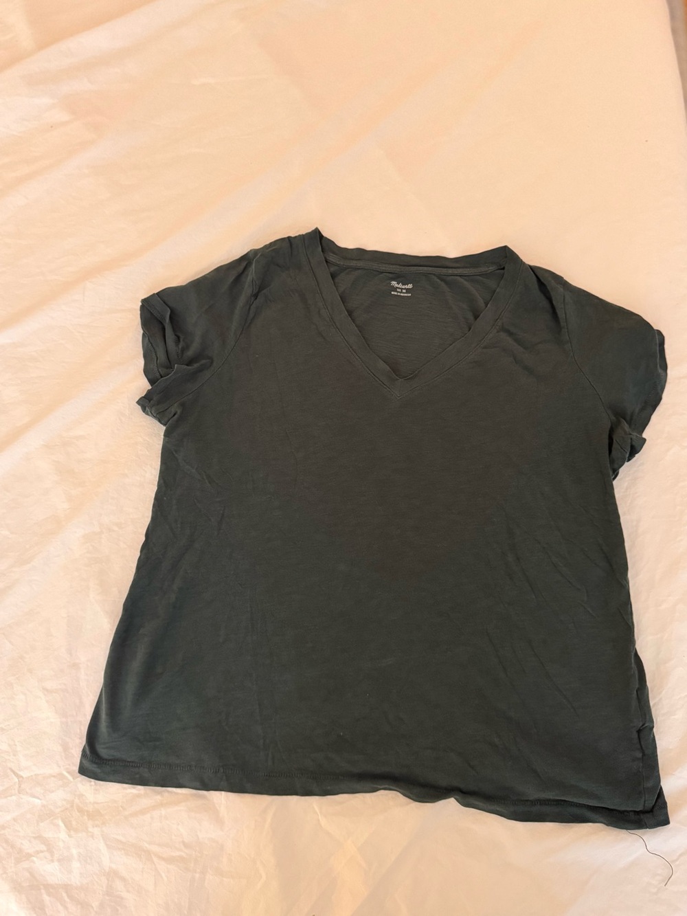 Madewell Women's V-Neck Short Sleeve Tee in Dark Green